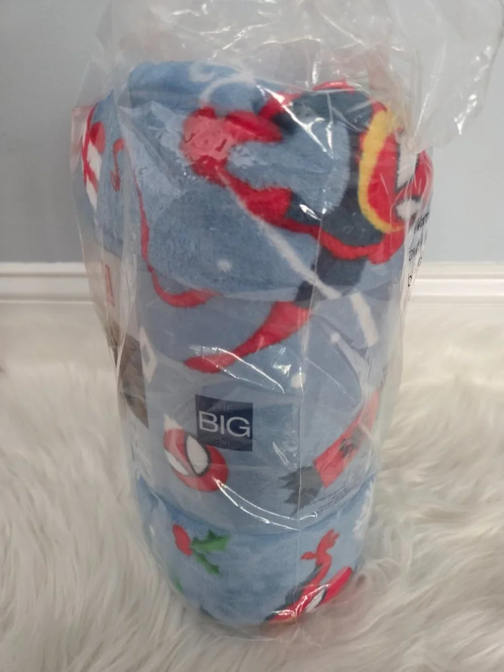 Marvel Holiday Plush Throw Blanket